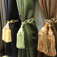 ผ้าม่านตาไก่ Dimout ลายใบไม้ (Eyelet Dimout Curtain)
