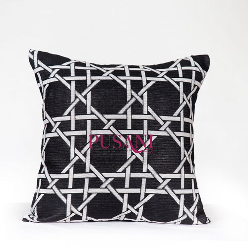 ลายกราฟฟิก แปดเหลี่ยม (Dioro Black)