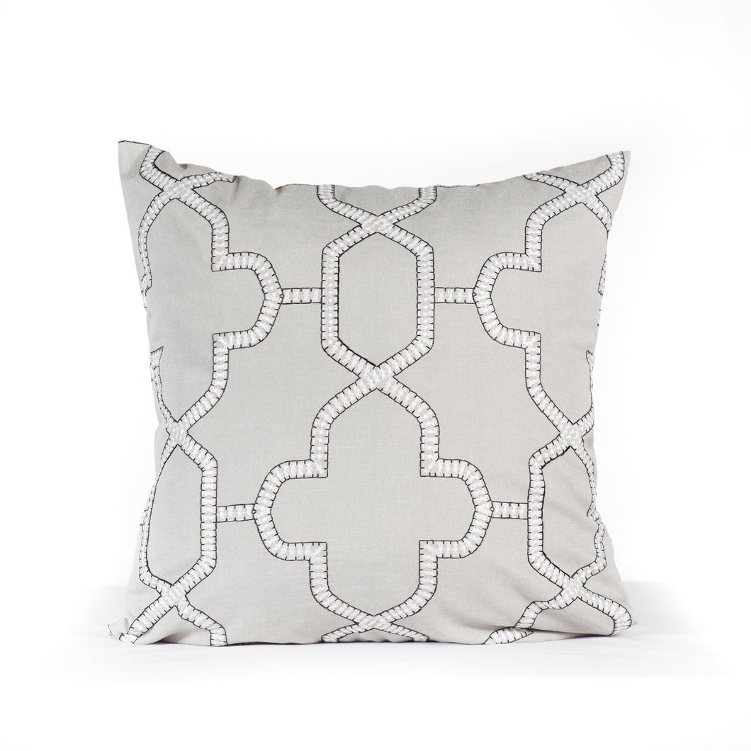 ลายกราฟฟิก ปัก (Boutique Gray)